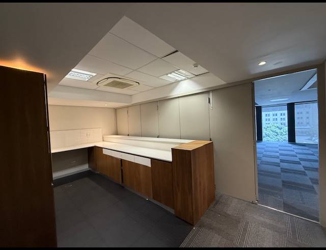 762M² OFFICE TO LET IN FORESHORE